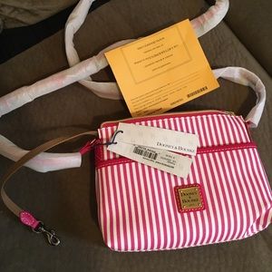 Dooney & Bourke purse